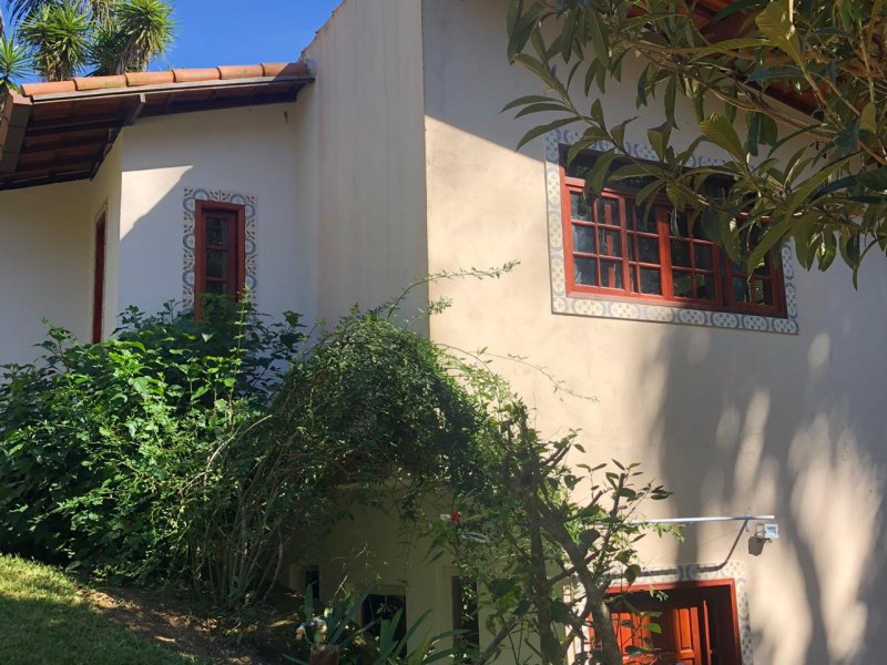Casa à venda Quebra Frascos com 400m² e 4 quartos por R$ 950.000 - 1370738337-e.jpg