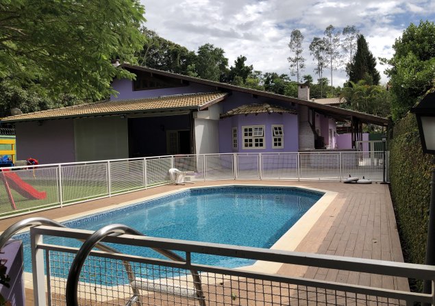 imóvel com 1200m²