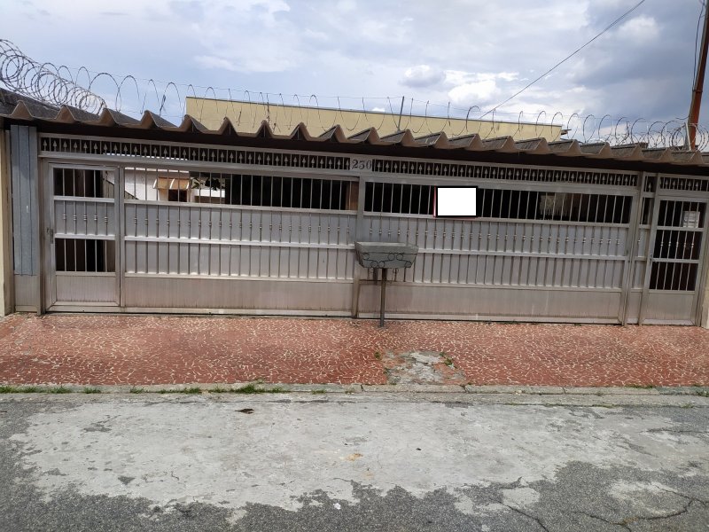Casa à venda Cidade Antônio Estevão de Carvalho com 300m² e 4 quartos por R$ 800.000 - 1000424652-01.jpg