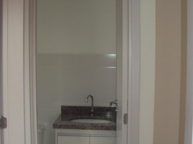 Apartamento à venda Vila Carmosina com 50m² e 2 quartos por R$ 205.000 - 379329954-dsc01302.JPG