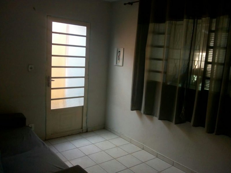 Casa à venda Sorocaba Park com 150m² e 2 quartos por R$ 135.000 - 999632707-ec71672a-11b3-422d-ac8b-012b4b690f28.jpg