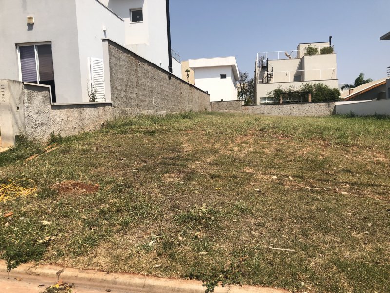 imóvel com 390m² - Brasil 500 - Paulinia