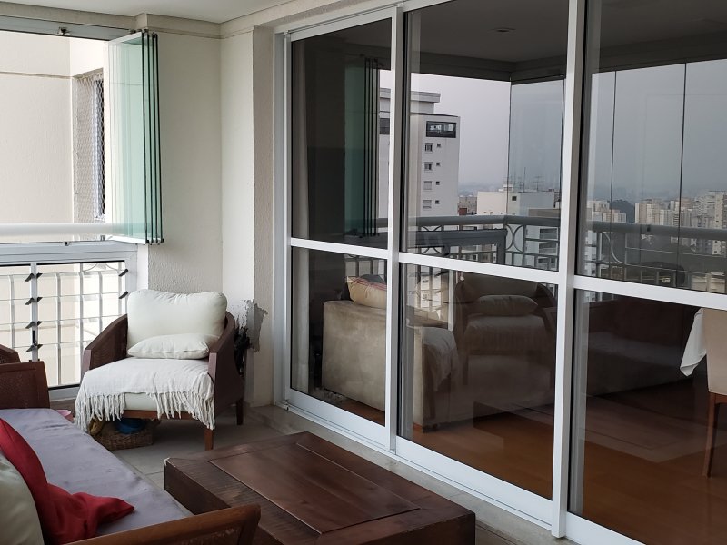 Apartamento à venda Vila Andrade com 144m² e 4 quartos por R$ 1.150.000 - 1601957146-3-varanda-2.jpg
