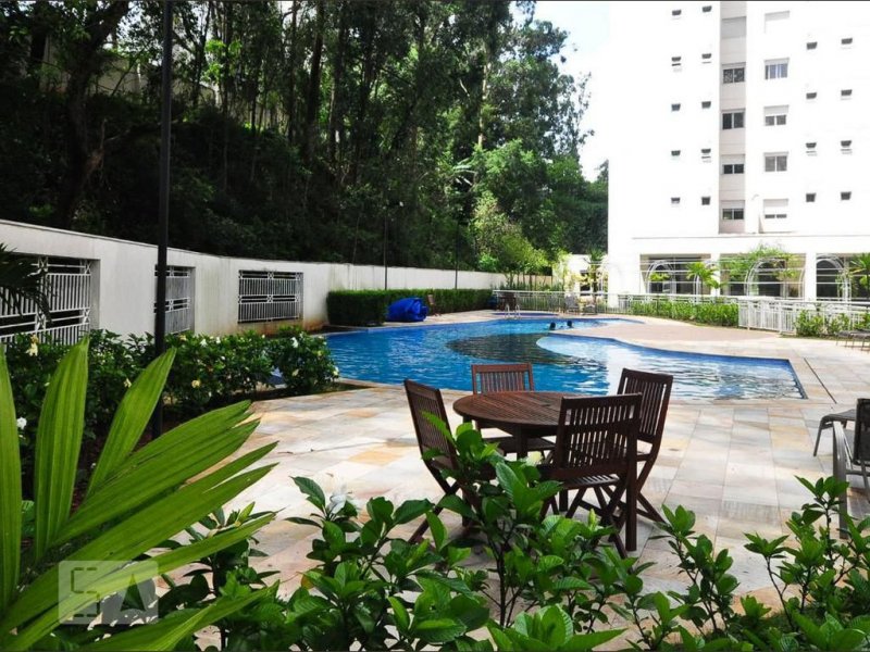 Apartamento à venda Vila Andrade com 144m² e 4 quartos por R$ 1.150.000 - 1963745132-piscina3.jpg