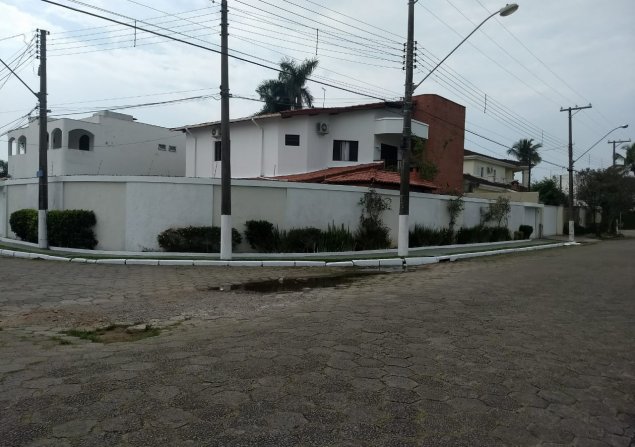 imóvel com 400m²