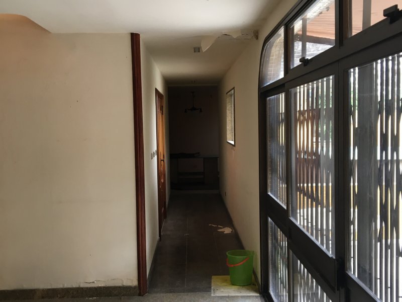 Cobertura à venda Barra da Tijuca com 442m² e 4 quartos por R$ 2.500.000 - 2144531964-corredor-de-entrar-entre-sala-e-sala-de-jantar.JPG