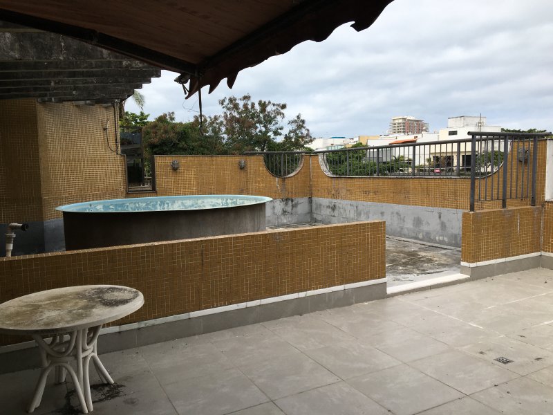 Cobertura à venda Barra da Tijuca com 442m² e 4 quartos por R$ 2.500.000 - 414574280-varanda-2.JPG