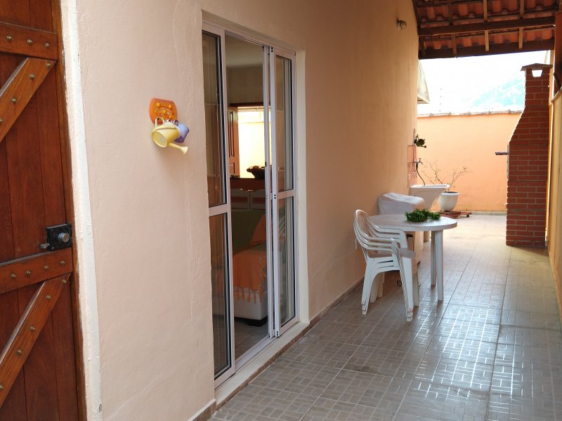 Casa de condomínio à venda Martim de Sá com 80m² e 2 quartos por R$ 358.000 - 2031611439-image-eb86c0a7-b0e7-49f4-8402-0a08a352df0b4591267101416479653.jpg