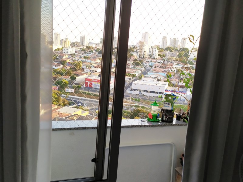 Apartamento à venda Jardim Dom Vieira com 58m² e 3 quartos por R$ 300.000 - 1115505852-sala-sacada.jpg