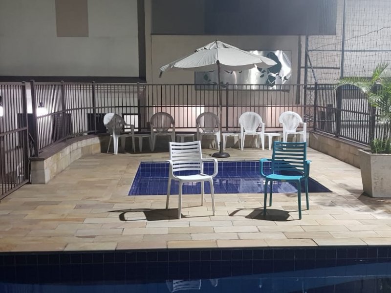 Apartamento à venda Km 18 com 69m² e 3 quartos por R$ 450.000 - 1557072799-x-area-externa-piscina-03.jpg