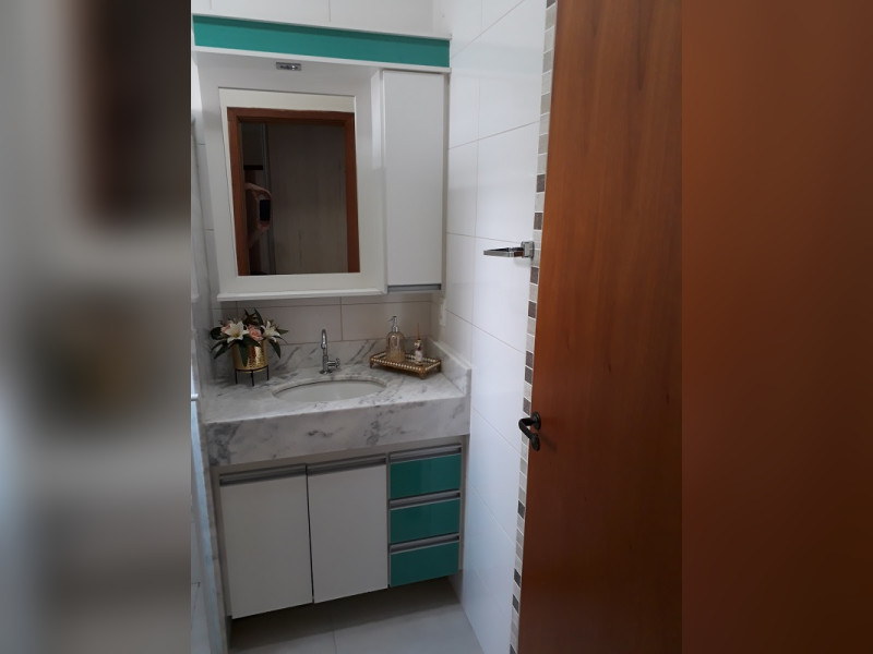 Apartamento à venda Jardim Monte Verde com 75m² e 3 quartos por R$ 309.000 - banheiro-suite-2.jpg