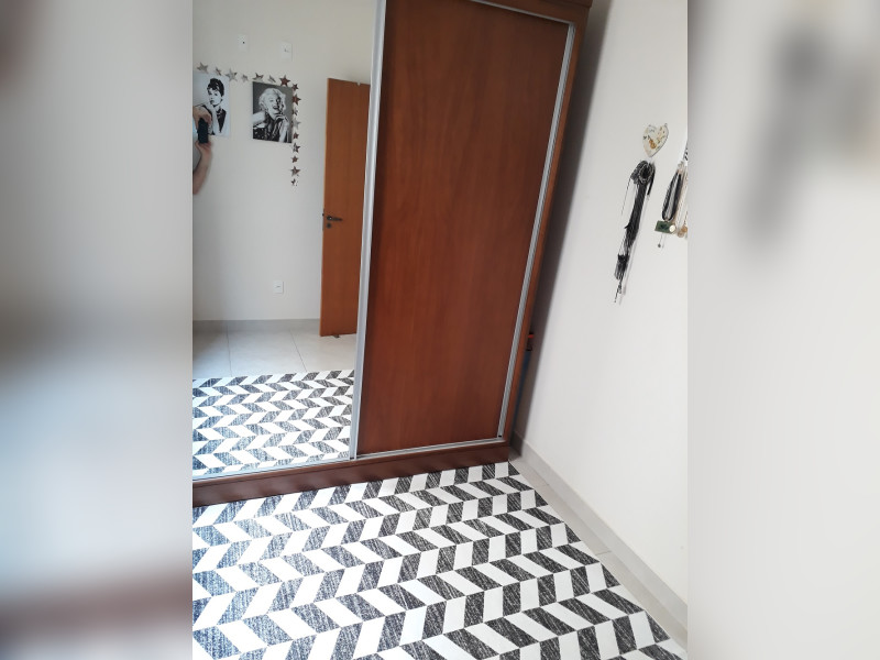 Apartamento à venda Jardim Monte Verde com 75m² e 3 quartos por R$ 309.000 - quarto-meio-2.jpg