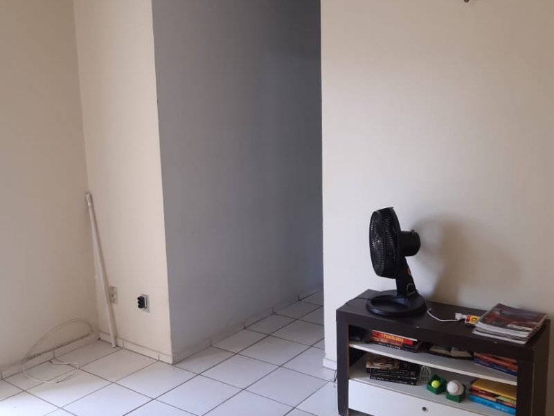 Apartamento à venda Aeroporto com 48m² e 3 quartos por R$ 150.000 - 590949833-whatsapp-image-2020-09-23-at-2.jpeg