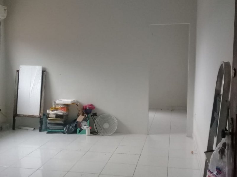 Kitnet à venda Vila Voturuá com 32m² e 1 quarto por R$ 90.000 - 559084375-whatsapp-image-2020-10-05-at-1.jpeg