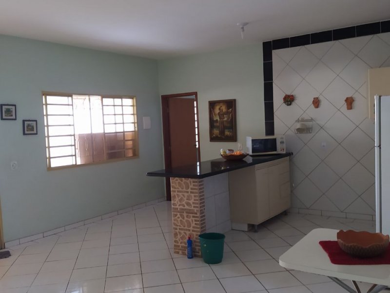 Casa à venda Termal com 589m² e 2 quartos por R$ 1.000.000 - 282196355-photo5183720176028330130.jpg