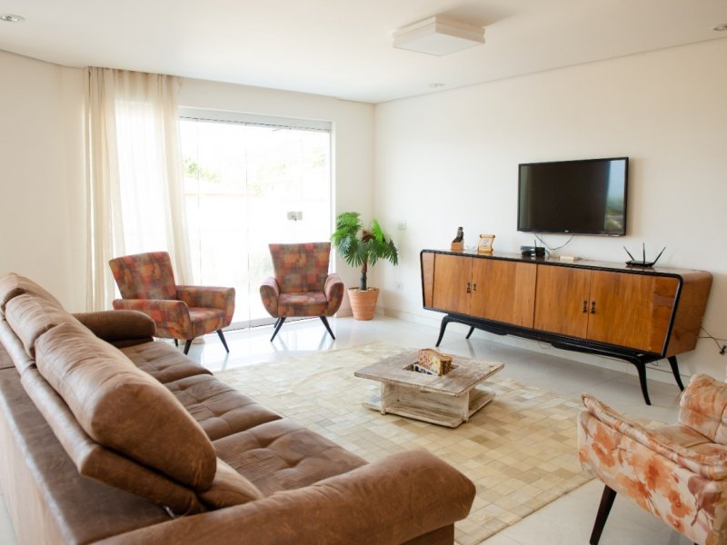 Casa à venda Bexiga com 600m² e 4 quartos por R$ 1.980.000 - 1886732010-b54685b2-5714-43b2-bd6e-b7b2be1b3626.jpeg