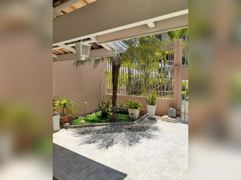 imóvel com 166m² - São Braz - Curitiba
