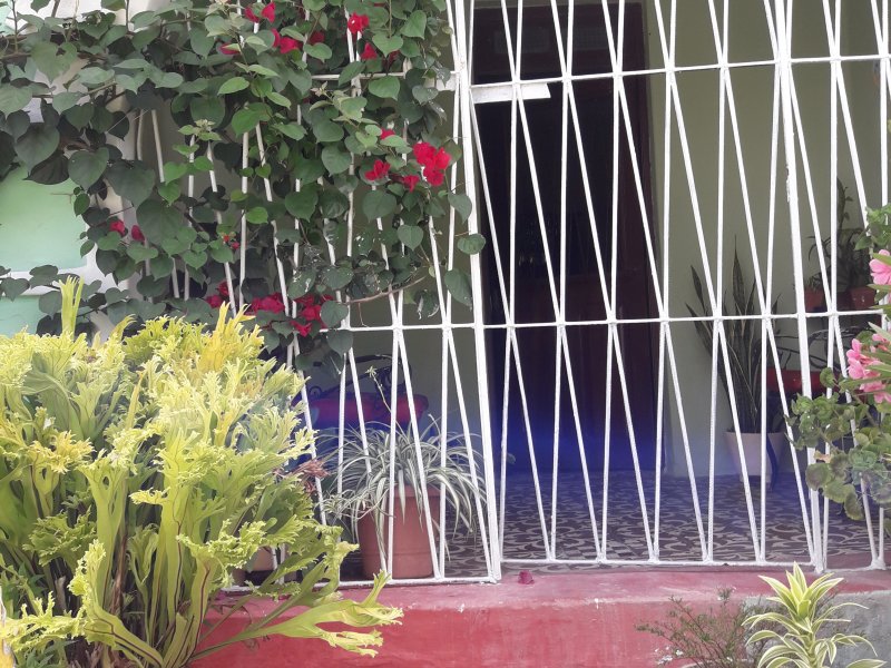 Casa à venda Lauritzen com 75m² e 3 quartos por R$ 120.000 - 1560829223-20201009-091058.jpg