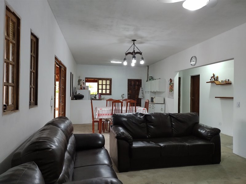Apartamento à venda Bofete com 2574m² e 3 quartos por R$ 580.000 - 1432028192-img-20201009-103157941-hdr.jpg