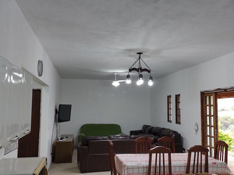 Apartamento à venda Bofete com 2574m² e 3 quartos por R$ 580.000 - 1953476581-img-20201009-103333394-hdr.jpg