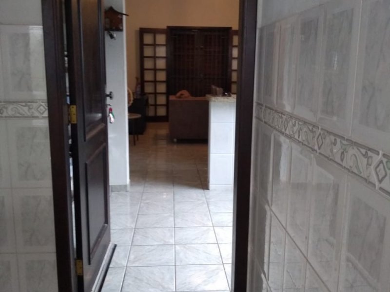imóvel com 300m² - Jardim Rafael - Bertioga