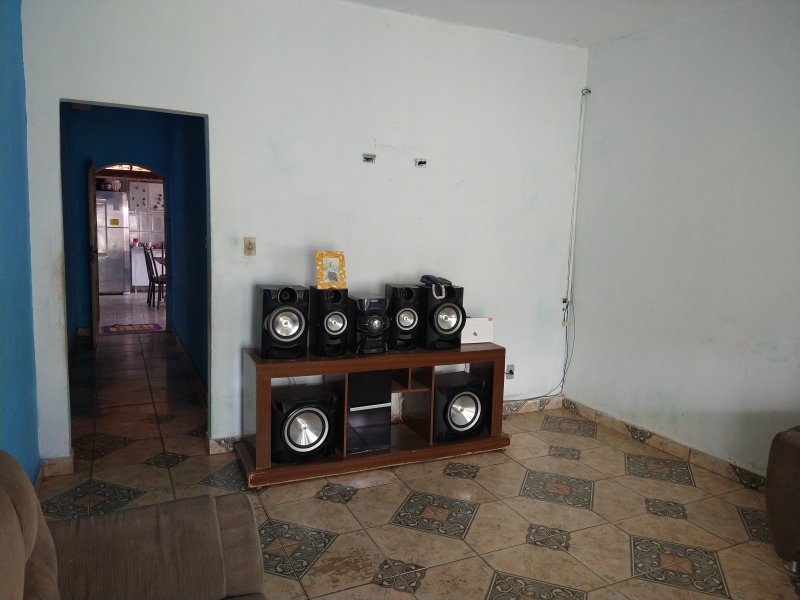 Casa à venda JK com 100m² e 3 quartos por R$ 230.000 - 1626881216-img-20201010-121216769.jpg