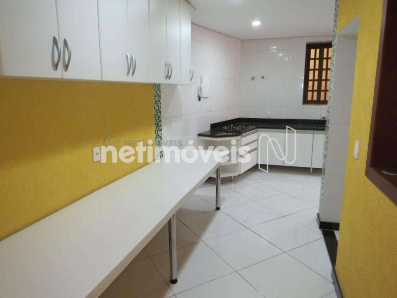 imóvel com 600m² - Minas Caixa - Belo Horizonte