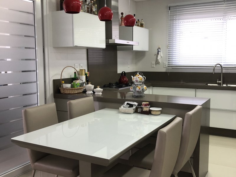 imóvel com 600m² - Bosque das Mansões - São José