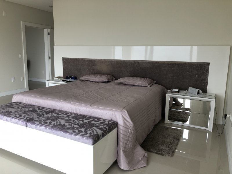 imóvel com 600m² - Bosque das Mansões - São José