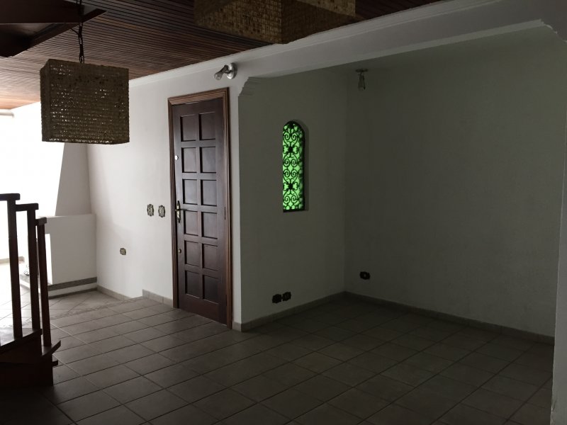Casa à venda Jardim da Saúde com 250m² e 3 quartos por R$ 800.000 - 1237341305-2017-02-16-16.jpg