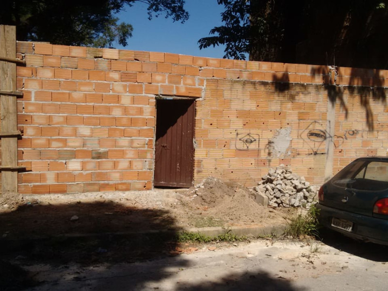 Terreno à venda quintas coloniais com 420m² e 1 quarto por R$ 300.000 - whatsapp-image-2020-10-28-at-180739.jpeg