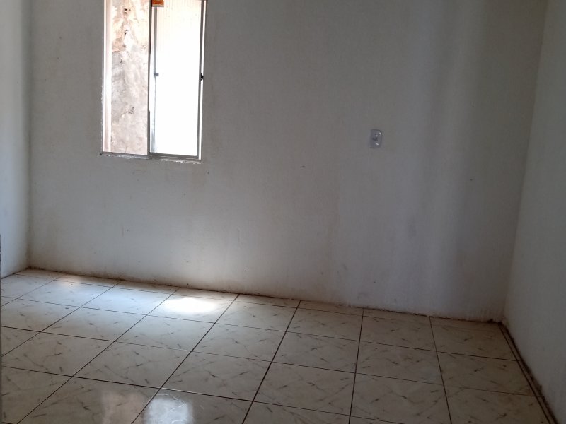 Kitnet para alugar Itapoã com 50m² e 1 quarto por R$ 600 - 308521350-img-20201011-124549576.jpg