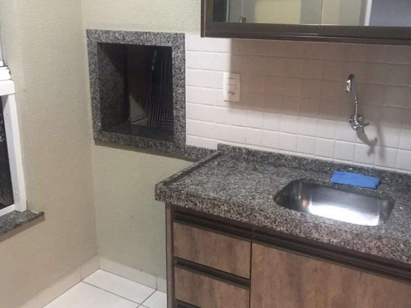 Apartamento à venda Vale dos Tucanos com 76m² e 3 quartos por R$ 355.000 - 2015122473-sacada-e-churrasqueira.jpeg