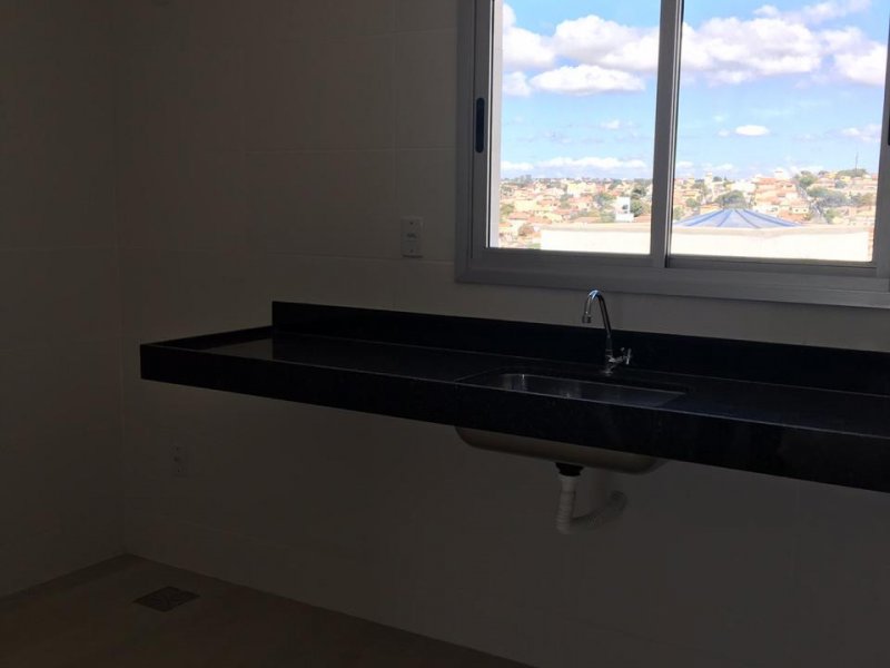 Apartamento à venda Santa Mônica com 54m² e 2 quartos por R$ 350.000 - 1433310873-whatsapp-image-2020-10-13-at-19.jpeg