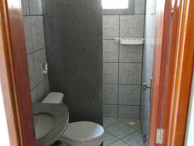 Apartamento à venda Chácaras Tubalina e Quartel com 45m² e 2 quartos por R$ 104.500 - 1660627571-015-banheiro.jpg