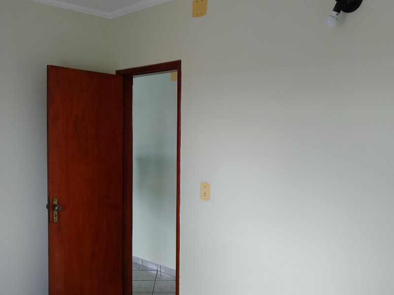 Apartamento à venda Chácaras Tubalina e Quartel com 45m² e 2 quartos por R$ 104.500 - 320621303-017-quarto.jpg