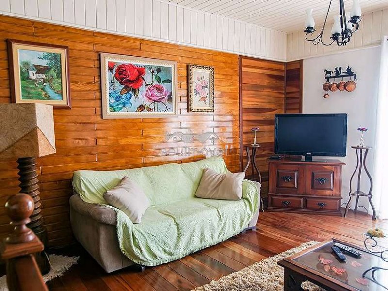 Casa à venda Alto do Capivari com 410m² e 6 quartos por R$ 950.000 - 190521580-458413843d3f9df71ec50376ce34fa1d.jpg