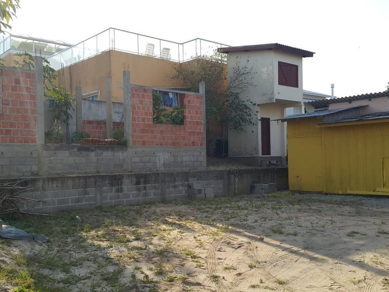 Terreno à venda Ingleses do Rio Vermelho com 383m² e  quartos por R$ 450.000 - 1714317986-20170905-161015.jpg