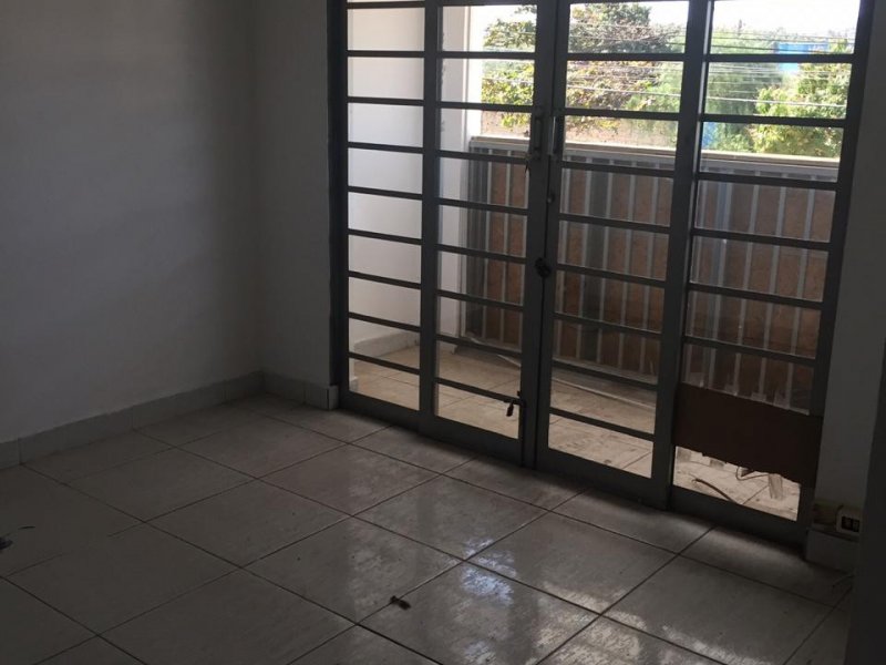 Comercial para alugar Jardim Santo Antônio com 350m² e  quartos por R$ 5.000 - 456055388-whatsapp-image-2020-10-14-at-10.jpeg