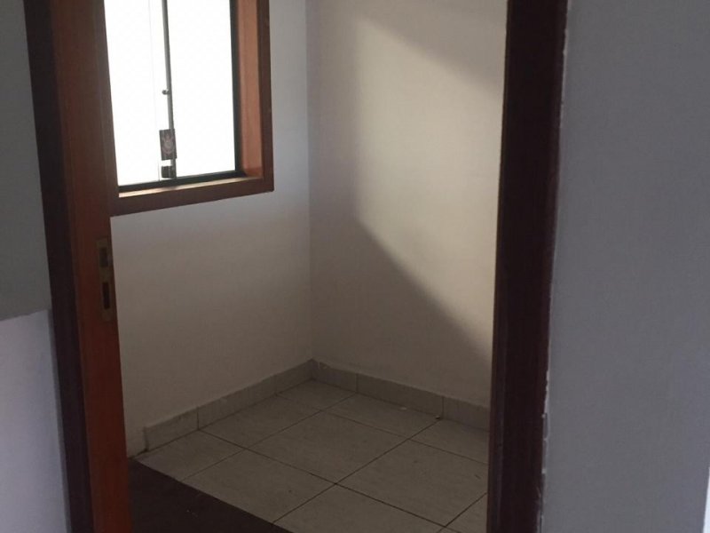 Comercial para alugar Jardim Santo Antônio com 350m² e  quartos por R$ 5.000 - 977742786-whatsapp-image-2020-10-14-at-10.jpeg