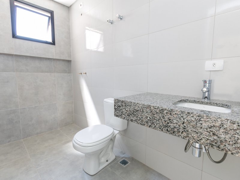 imóvel com 182m² - Santa Candida - Curitiba