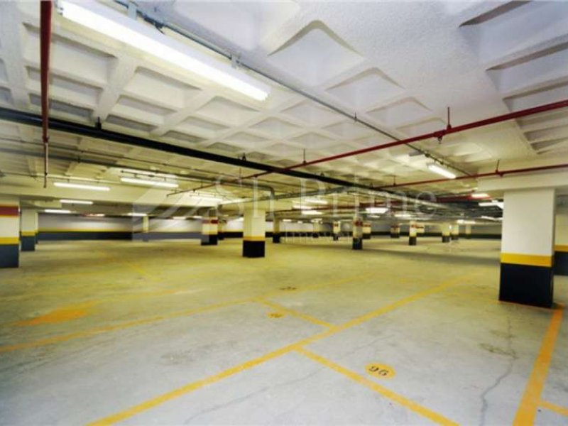Comercial à venda Alphaville Industrial com 53m² e  quartos por R$ 480.000 - 754368060-sala-estacionamento.jpg