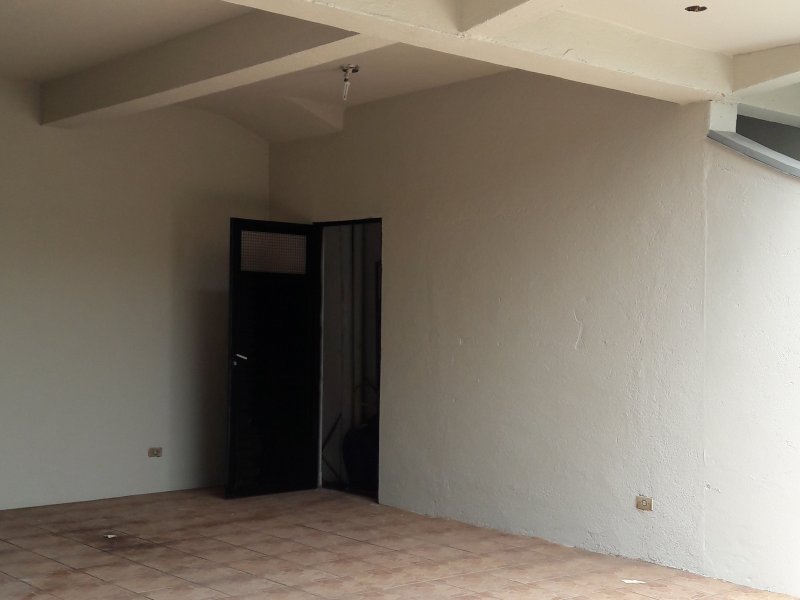 Casa à venda Jardim Vitória com 230m² e 3 quartos por R$ 590.000 - 785750967-20200319-090012.jpg