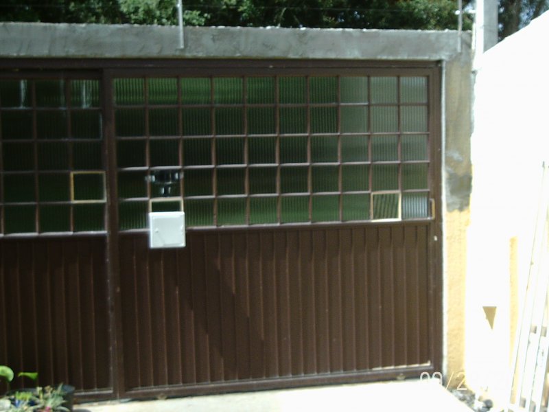 Casa à venda Gralha Azul com 72m² e 2 quartos por R$ 150.000 - 639502624-ptdc0148.JPG