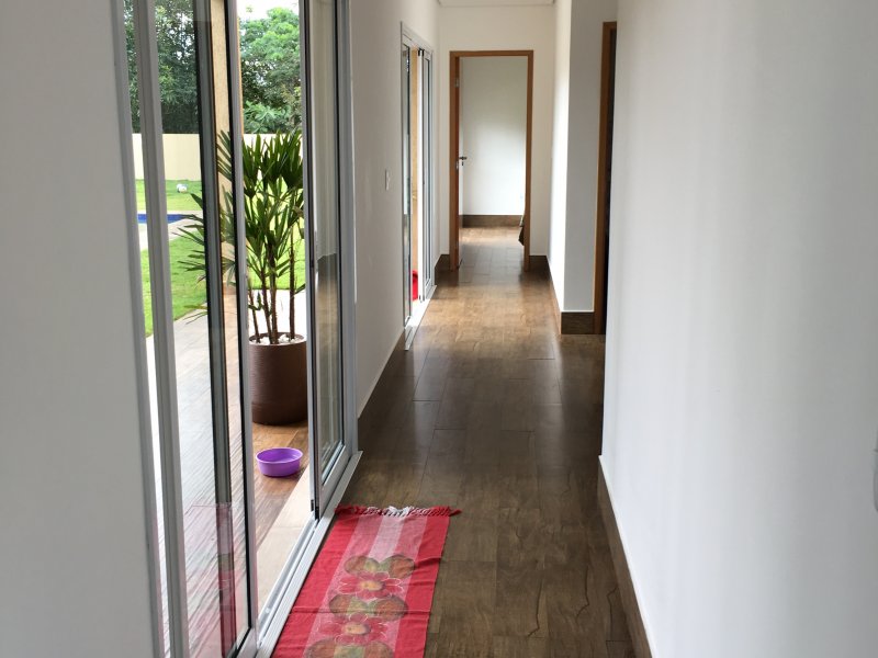 Casa de condomínio à venda Ouro fino com 245m² e 3 quartos por R$ 1.200.000 - 1087164614-18c3e4cc-7a9d-4a88-883d-0d7610d9aedd.jpeg