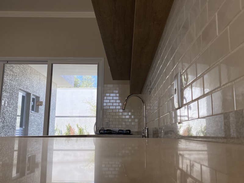 Casa de condomínio à venda Jardim Pari com 170m² e 3 quartos por R$ 970.000 - 1282553844-2da8739c-4102-46e5-8e78-ff287d42978b.jpeg