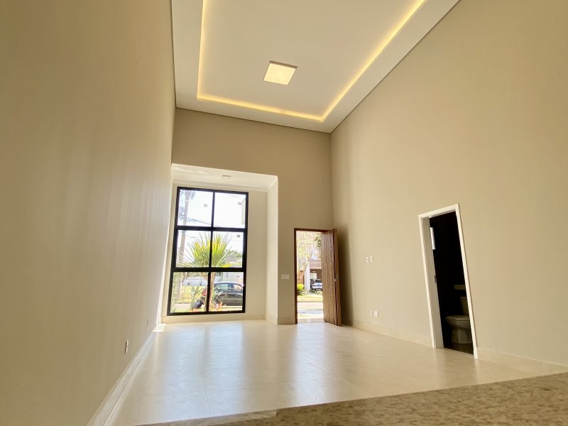 Casa de condomínio à venda Jardim Pari com 170m² e 3 quartos por R$ 970.000 - 2117428651-42aaca4d-eefa-4857-8e2a-2e0c9b145f8e.jpeg