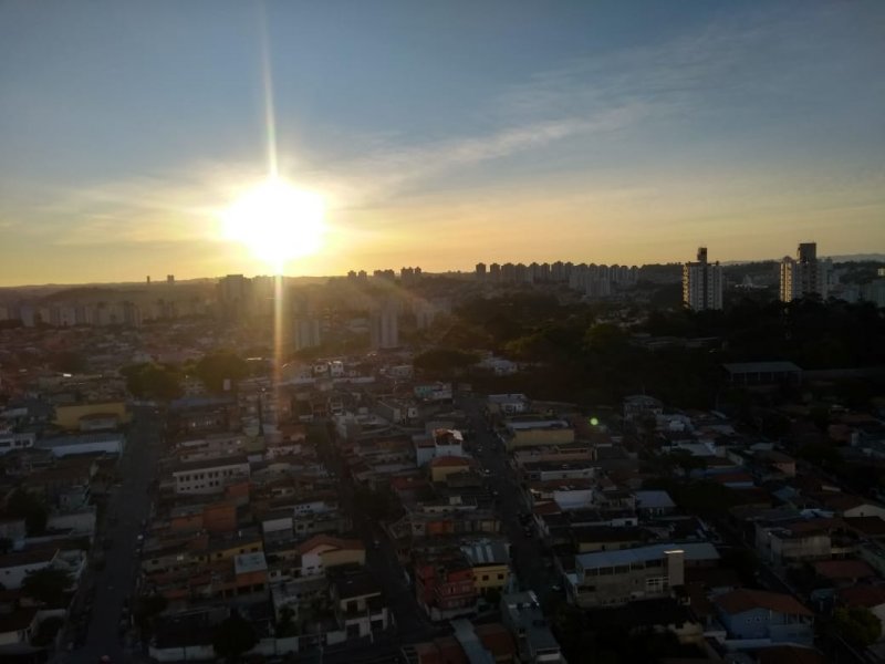 Apartamento à venda Vila Suzana com 88m² e 3 quartos por R$ 645.289 - 729413205-vista-por-do-sol-varanda-02.jpg