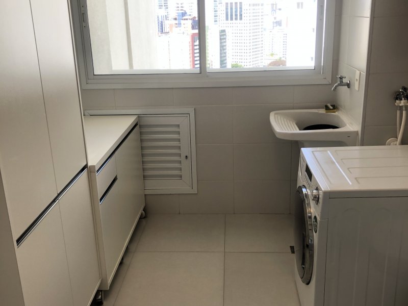 Apartamento à venda Jardim das Colinas com 190m² e 3 quartos por R$ 1.550.000 - 2109835249-70eaba12-23da-41cc-87b7-ff8968e1f15a.jpeg