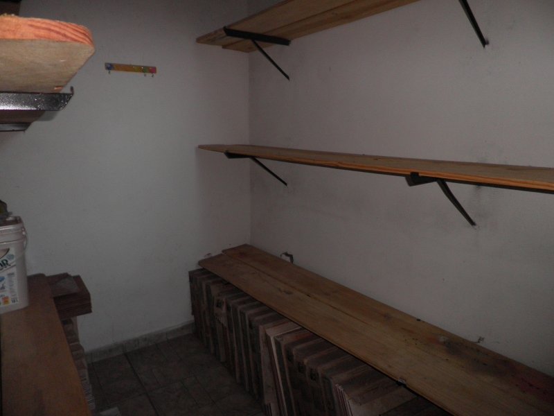 Casa à venda Residêncial Village Morada Verde com 185m² e 2 quartos por R$ 180.000 - 1226516849-quarto-despejo.JPG